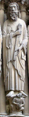 Statue de saint Jacques à la Cathédrale de Chartres